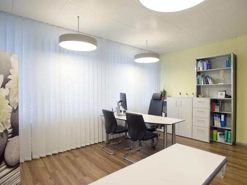 Behandlungsraum im Doktor Zentrum Wettingen